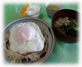 もやし炒めと目玉焼きごはん（平成28年12月号）