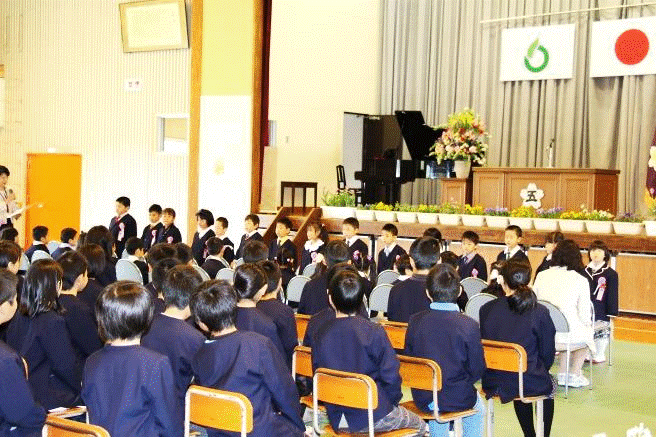 五町田小学校入学式.gif