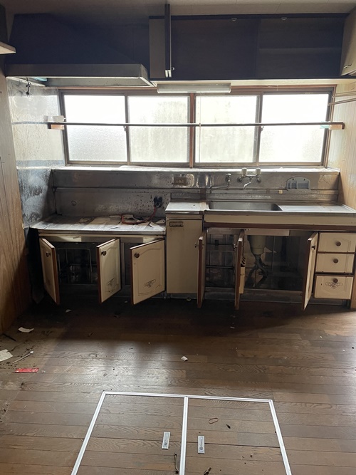 N0.161 部屋数たくさん 陶器が薫る裏路地で隠れ家的なお家を発見 4